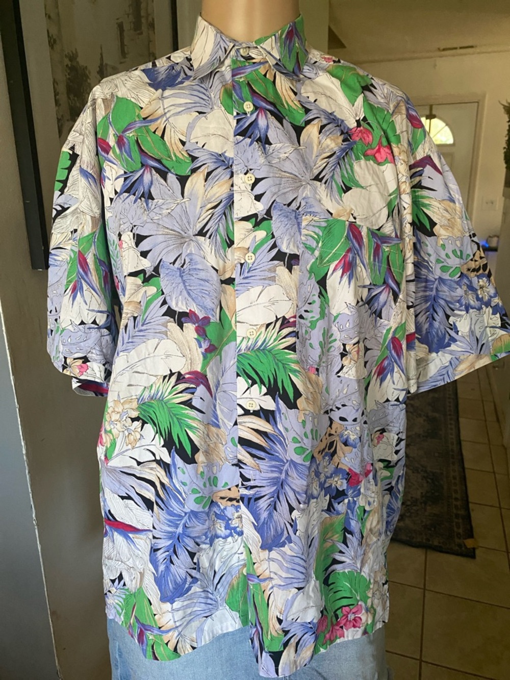 Jack Lipson Short-Sleeve Tropical Button-Down Shirt - Green, Blue & White.